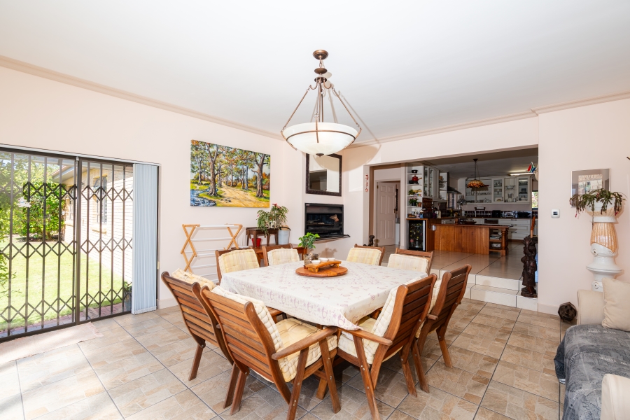 4 Bedroom Property for Sale in Myburgh Park Western Cape